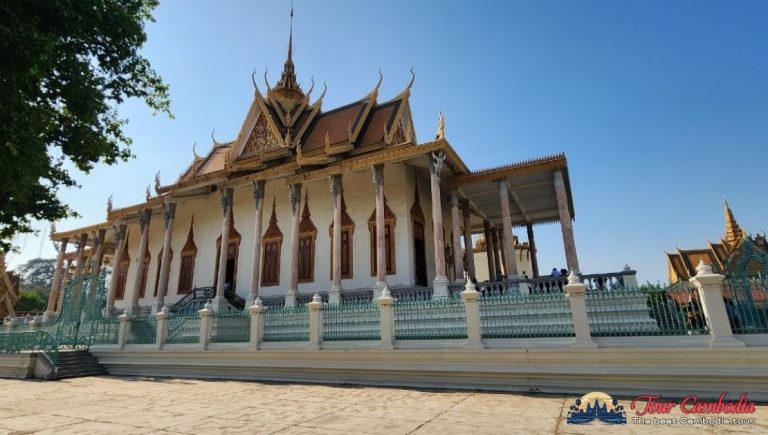 Budget Angkor Wat Tour 3 Days 2 Nights
