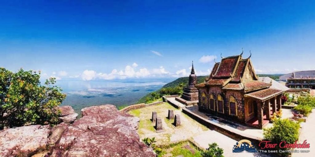 Chùa Wat Sampov Pram trên cao nguyên Bokor