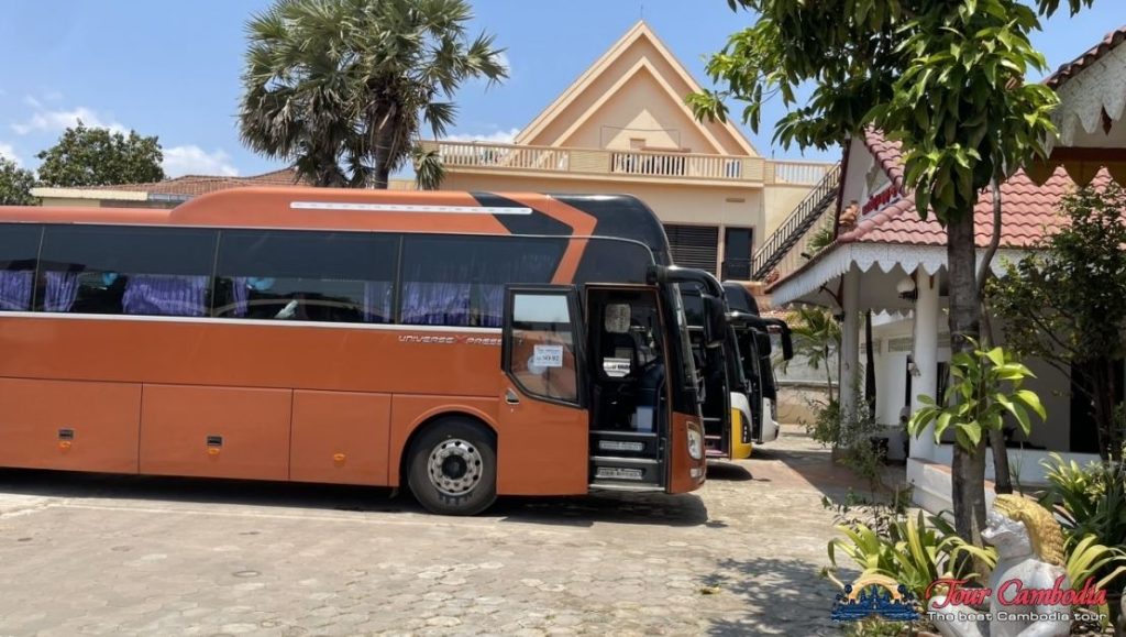 Xe du lịch đưa đón đoàn đi Sihanoukville